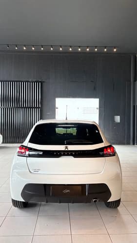 Peugeot 208 Griffe 1.6 Flex 16v 5p Mec. 2021