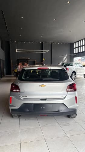 Chevrolet Onix Hatch Lt 2020