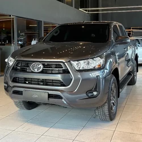 Toyota Hilux Sr Cd 2.8 4x4 Diesel 2025