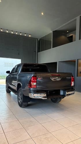 Toyota Hilux Sr Cd 2.8 4x4 Diesel 2025