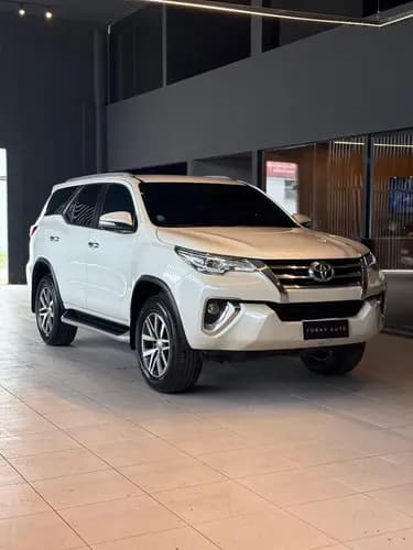 Toyota Hilux Sw4 Srx 5 Lugares 2017