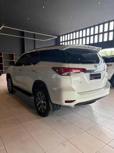 Toyota Hilux Sw4 Srx 5 Lugares 2017