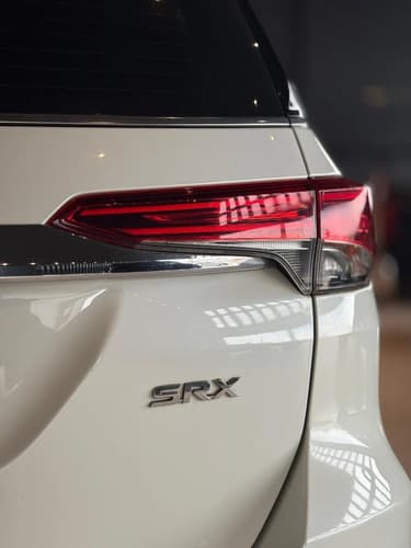 Toyota Hilux Sw4 Srx 5 Lugares 2017