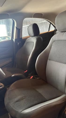 Chevrolet Onix Joy 1.0 2017