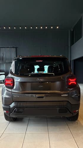 Jeep Renegade Longitude T270 2023